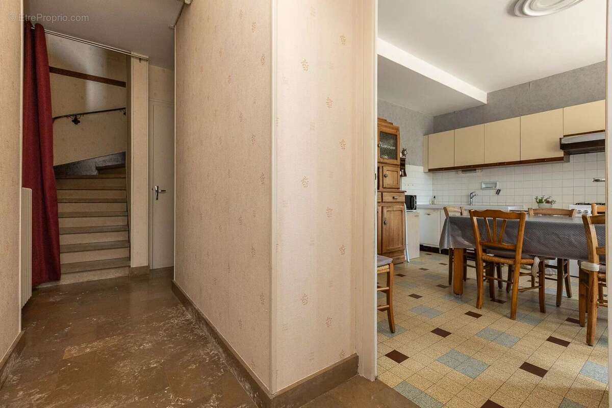 Vente Maison Parmilieu(38390) 260 000ï¿œ - photo 3