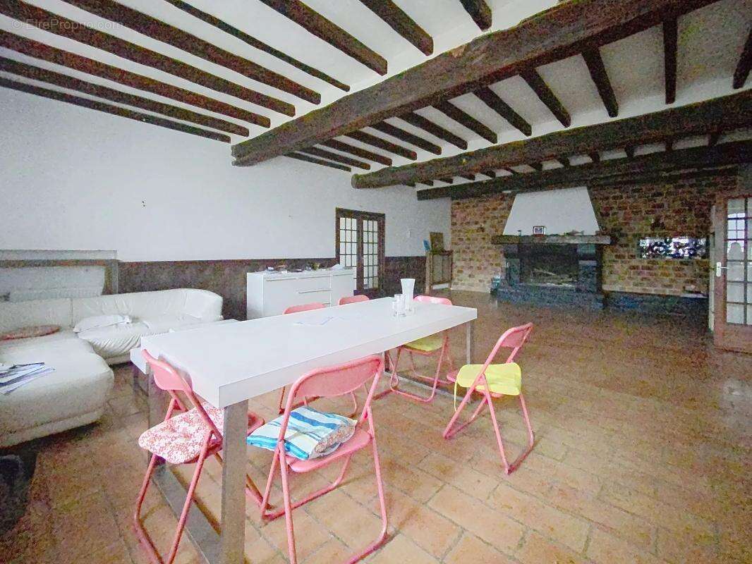 Maison à MELZ-SUR-SEINE