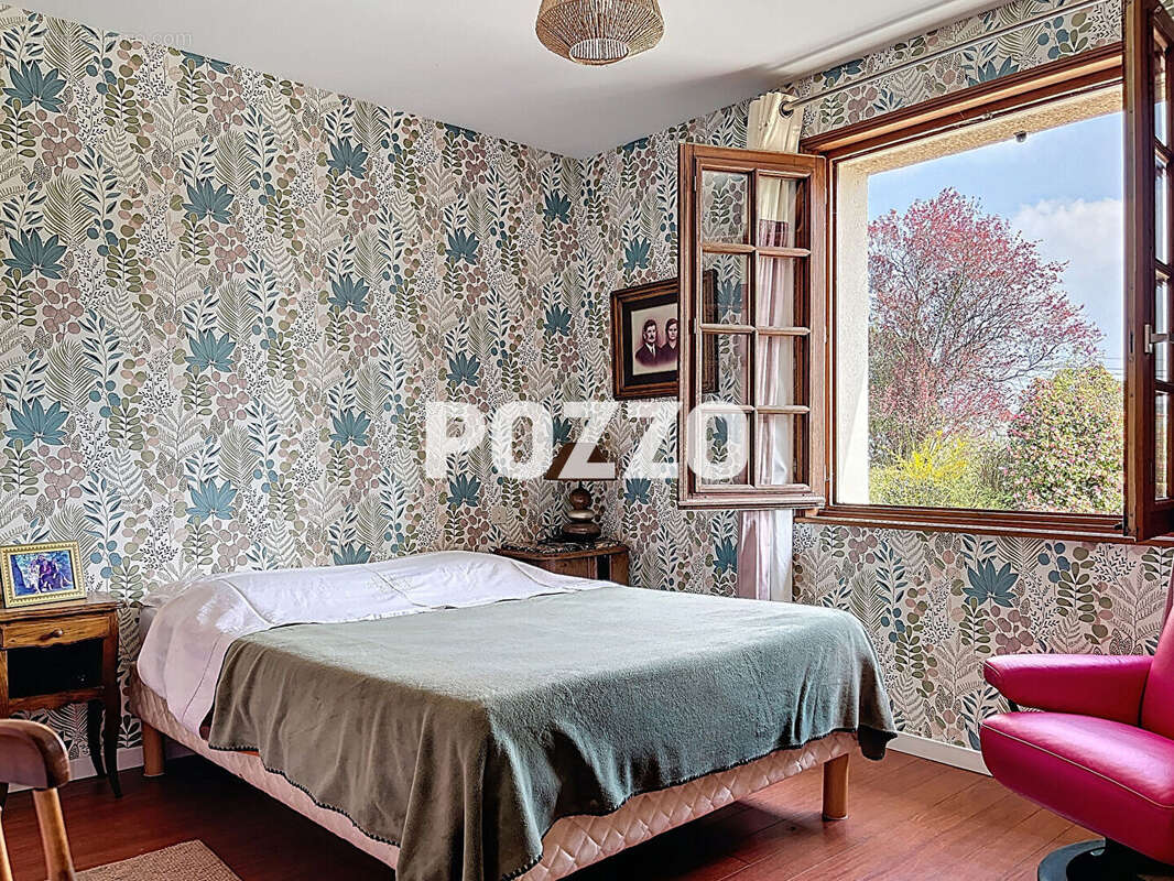 Maison Gavray Sur Sienne 6 pièces 108.5 m2 environ 4996m² de terrain - photo 5