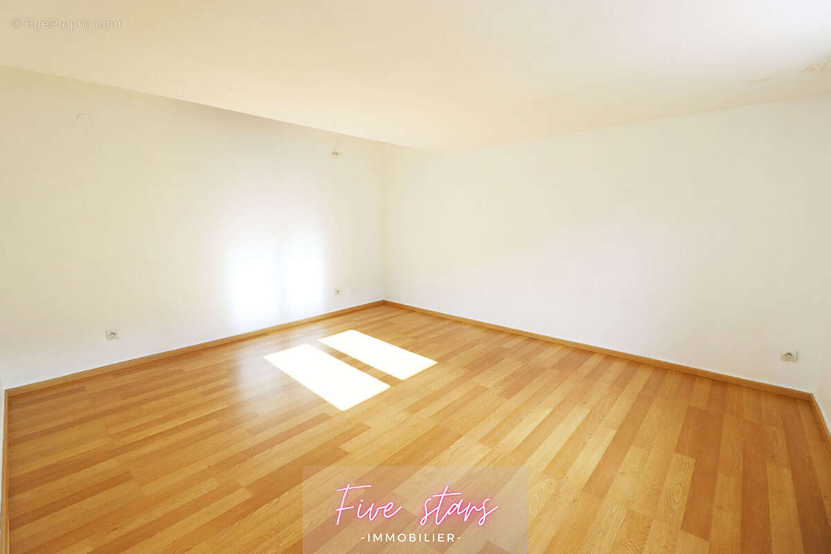 Appartement à PIENNES