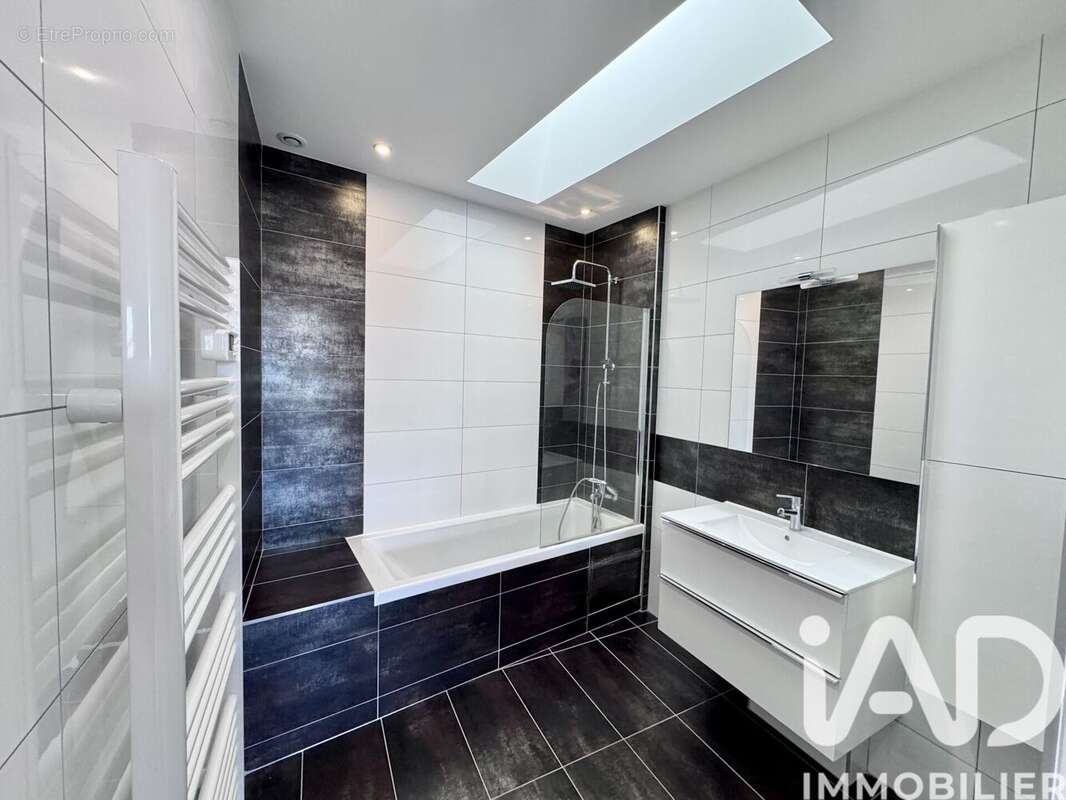 Photo 5 - Appartement à LE COTEAU