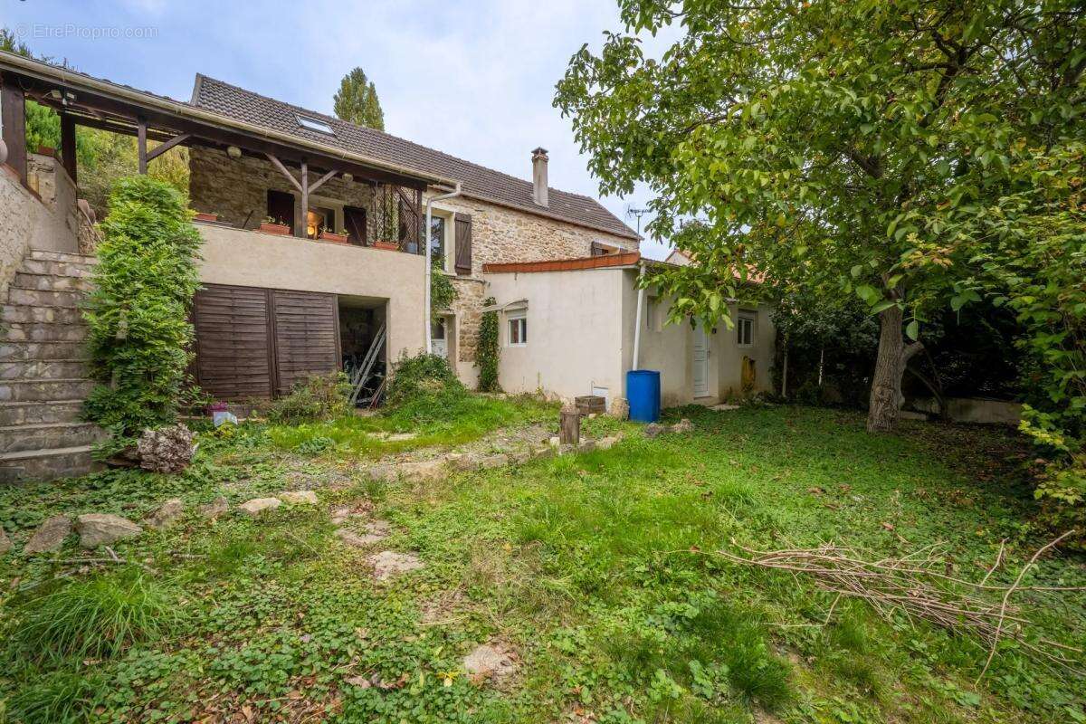 Maison à HARDRICOURT