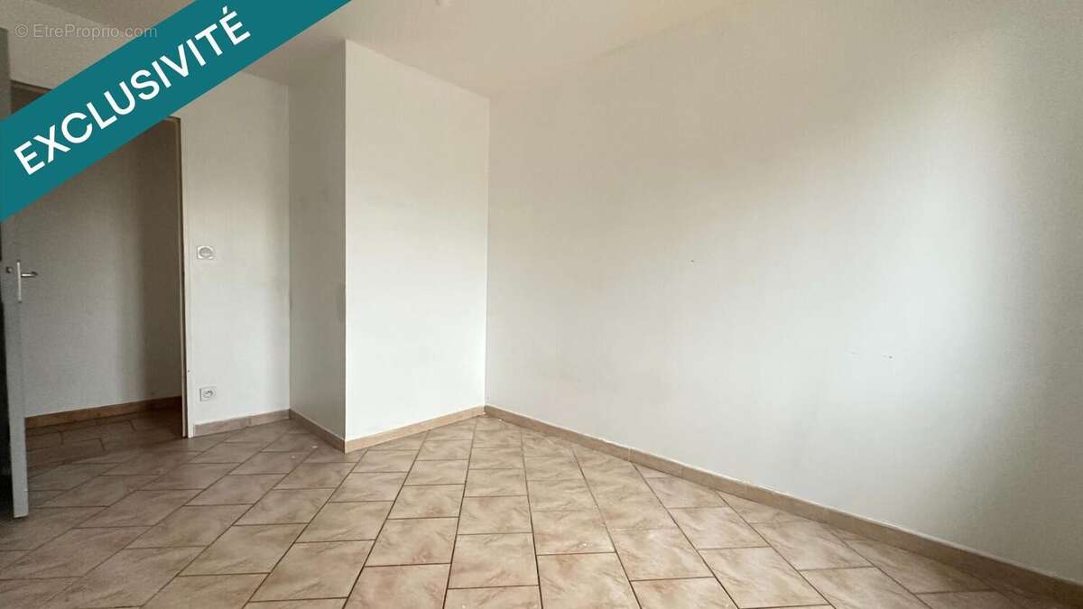 Photo 8 - Appartement à SAINT-VICTORET