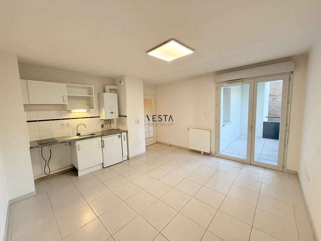 séjour cuisine 1 - Appartement à TOULOUSE