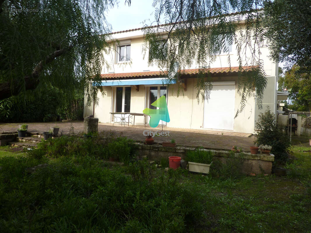 Maison proche centre-ville - photo 25