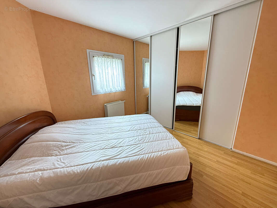 Appartement à ELANCOURT