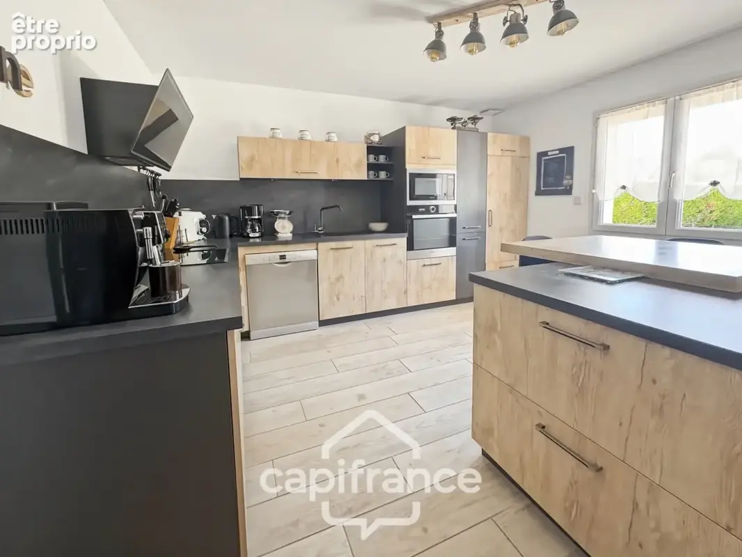 Maison familiale de 131 m2 sur la commune de LAIVES - photo 9
