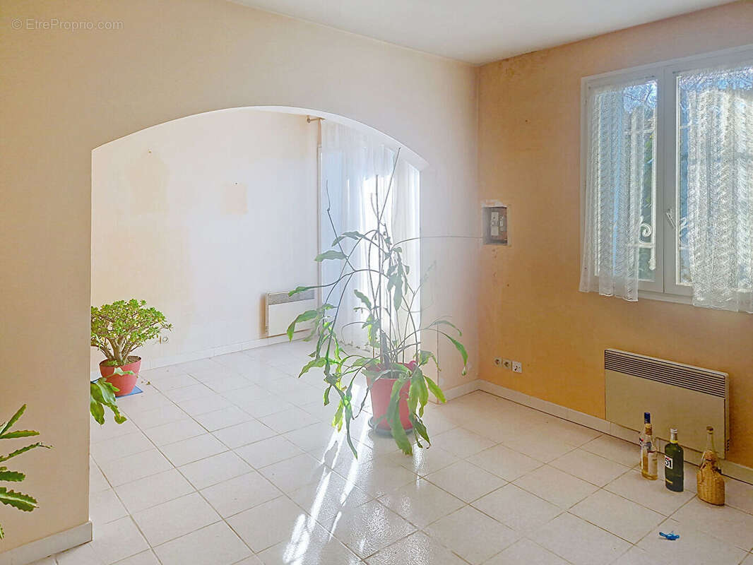 Maison à VILLENEUVE-LES-AVIGNON