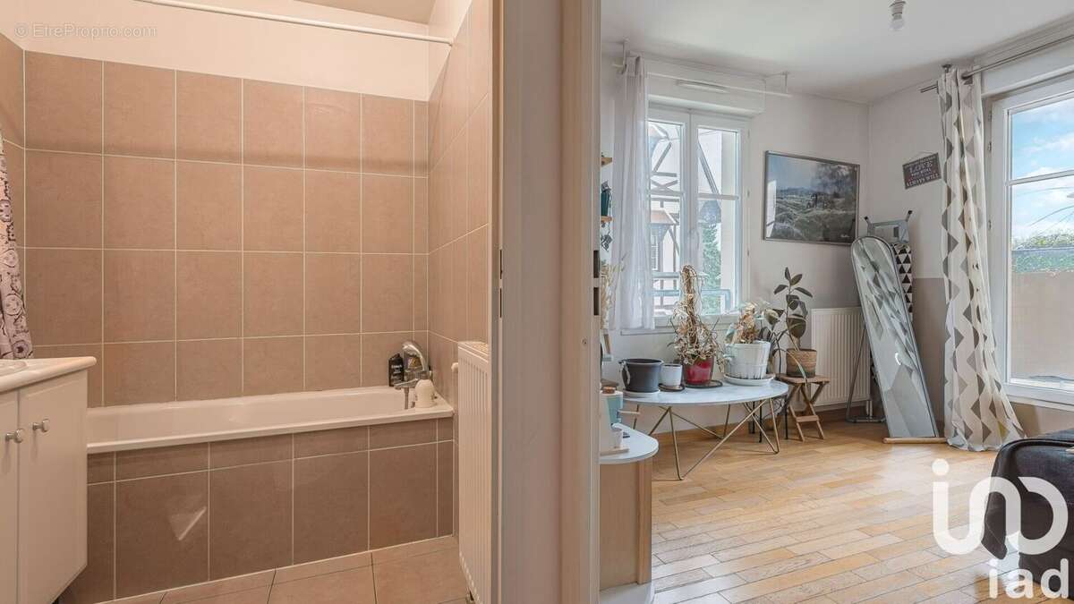 Photo 9 - Appartement à CHENNEVIERES-SUR-MARNE