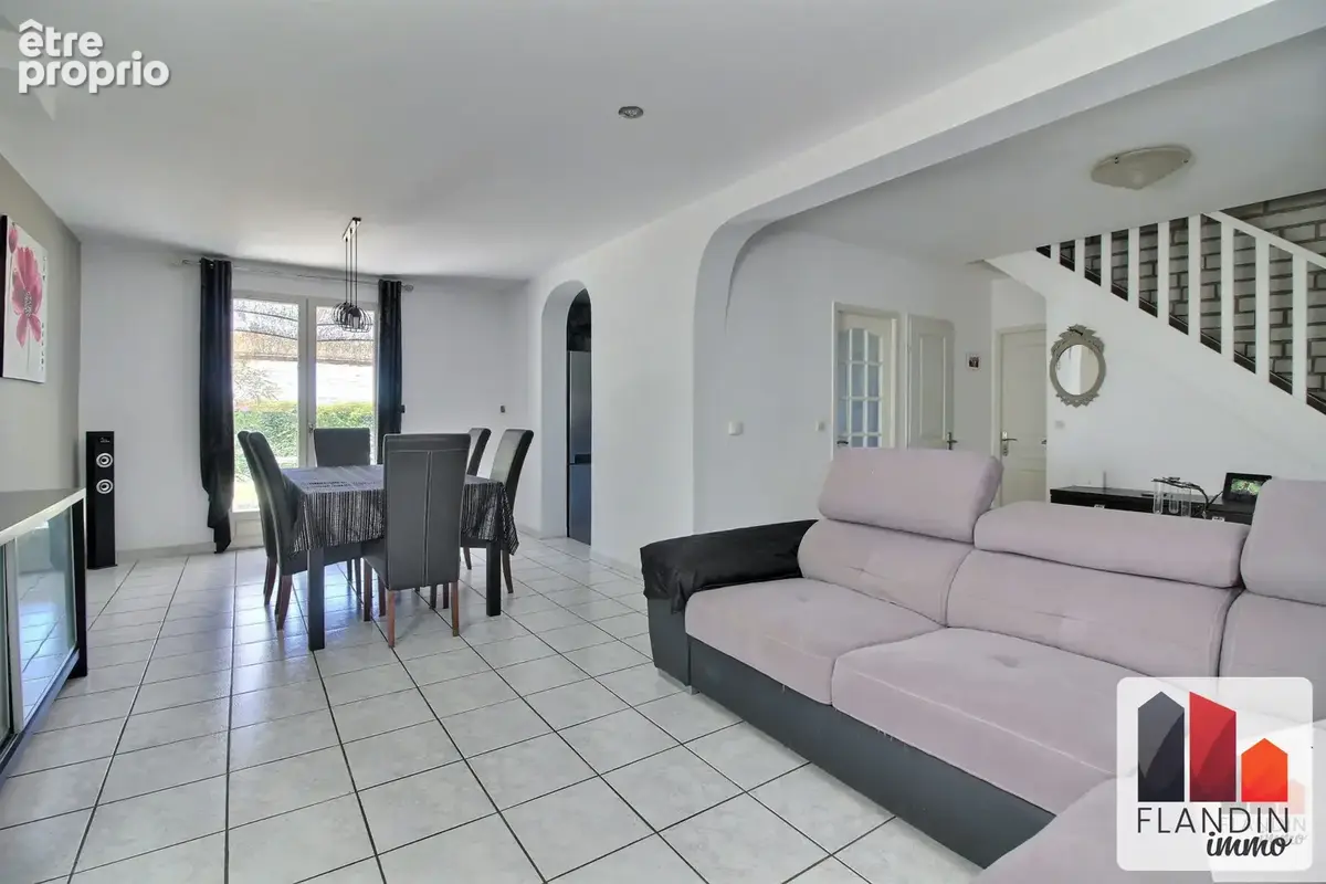 Maison 6 pièces 143 m² à vendre à Ternay (69360) - photo 6