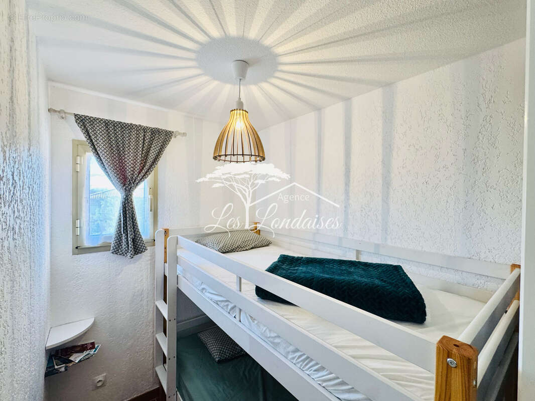 Appartement à LA LONDE-LES-MAURES