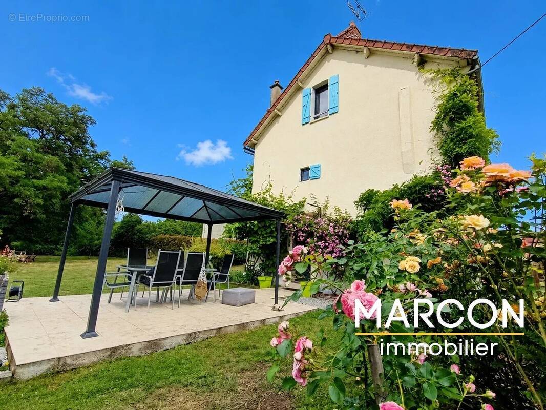 Maison à LAVAVEIX-LES-MINES