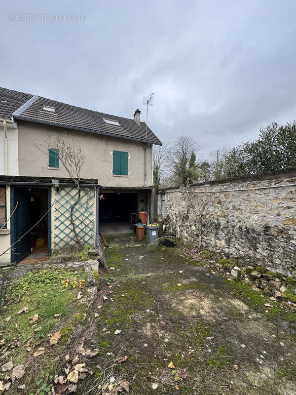 Maison à ORMESSON-SUR-MARNE