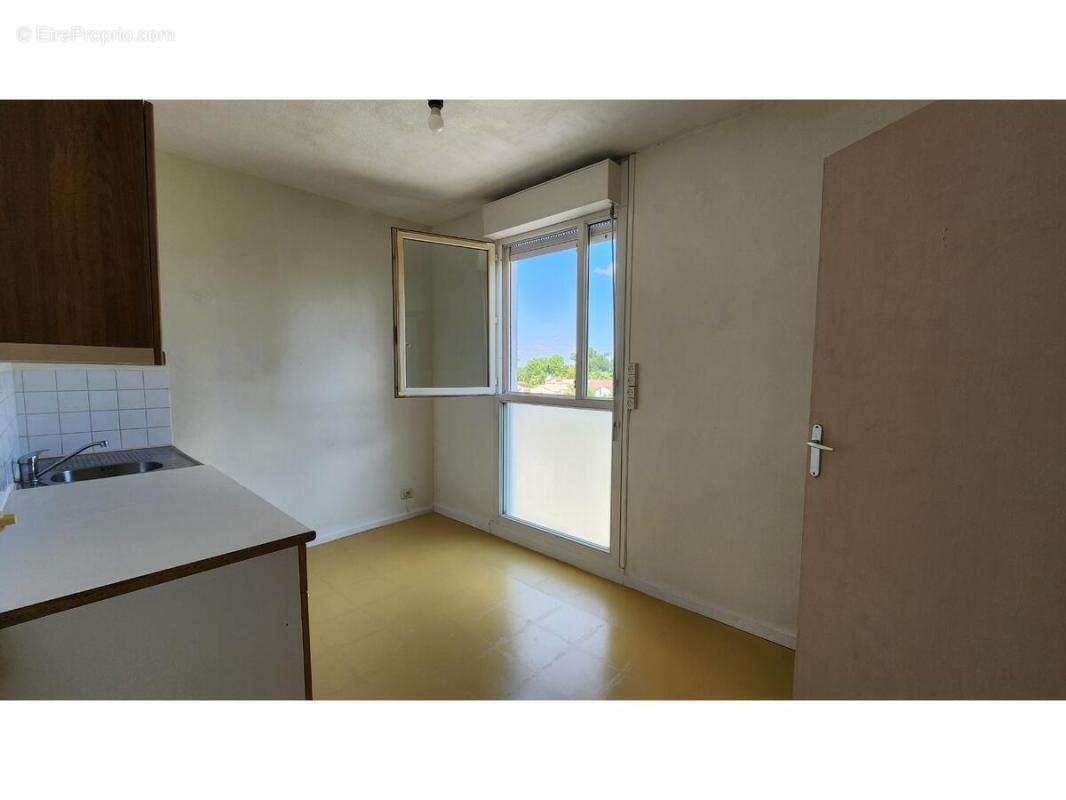 Appartement F2 - photo 3