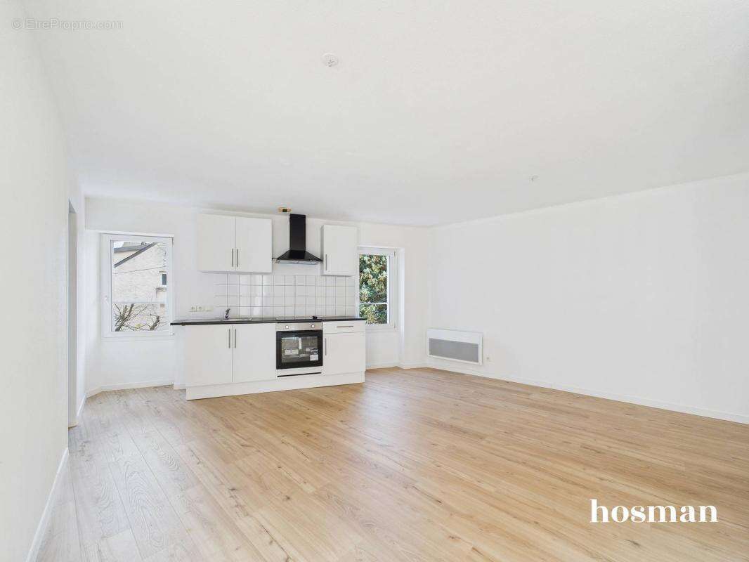 Appartement 3 pièces de 52 m² entièrement rénové avec cave - Route de Rennes, Nantes - photo 2