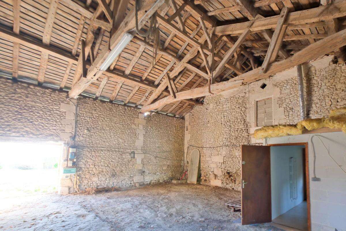 Maison à GRAND-BRASSAC