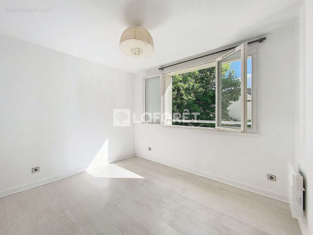 Maison à VERNEUIL-SUR-SEINE