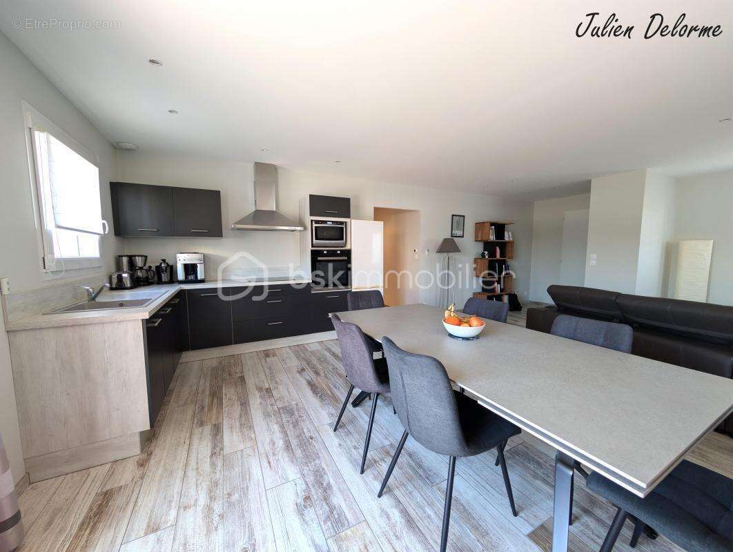 Maison à PIERRELATTE