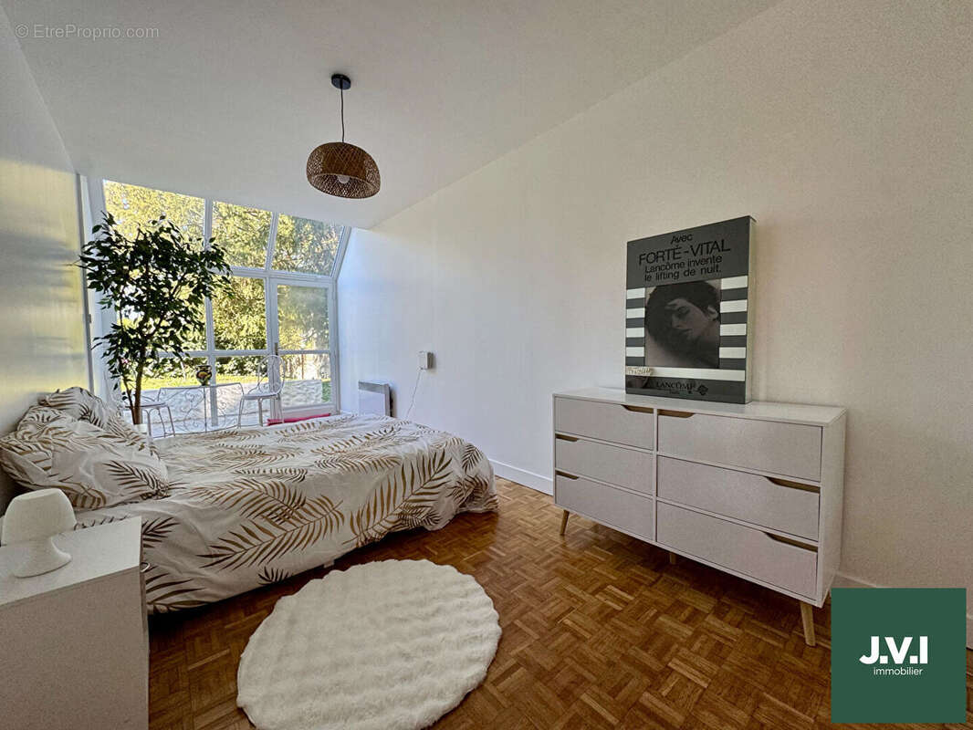 Maison à ENGHIEN-LES-BAINS