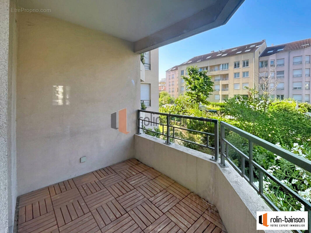 balcon  - Appartement à LYON-3E