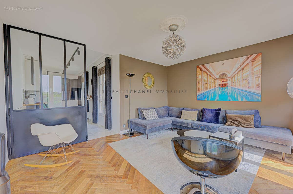 Appartement à PARIS-3E
