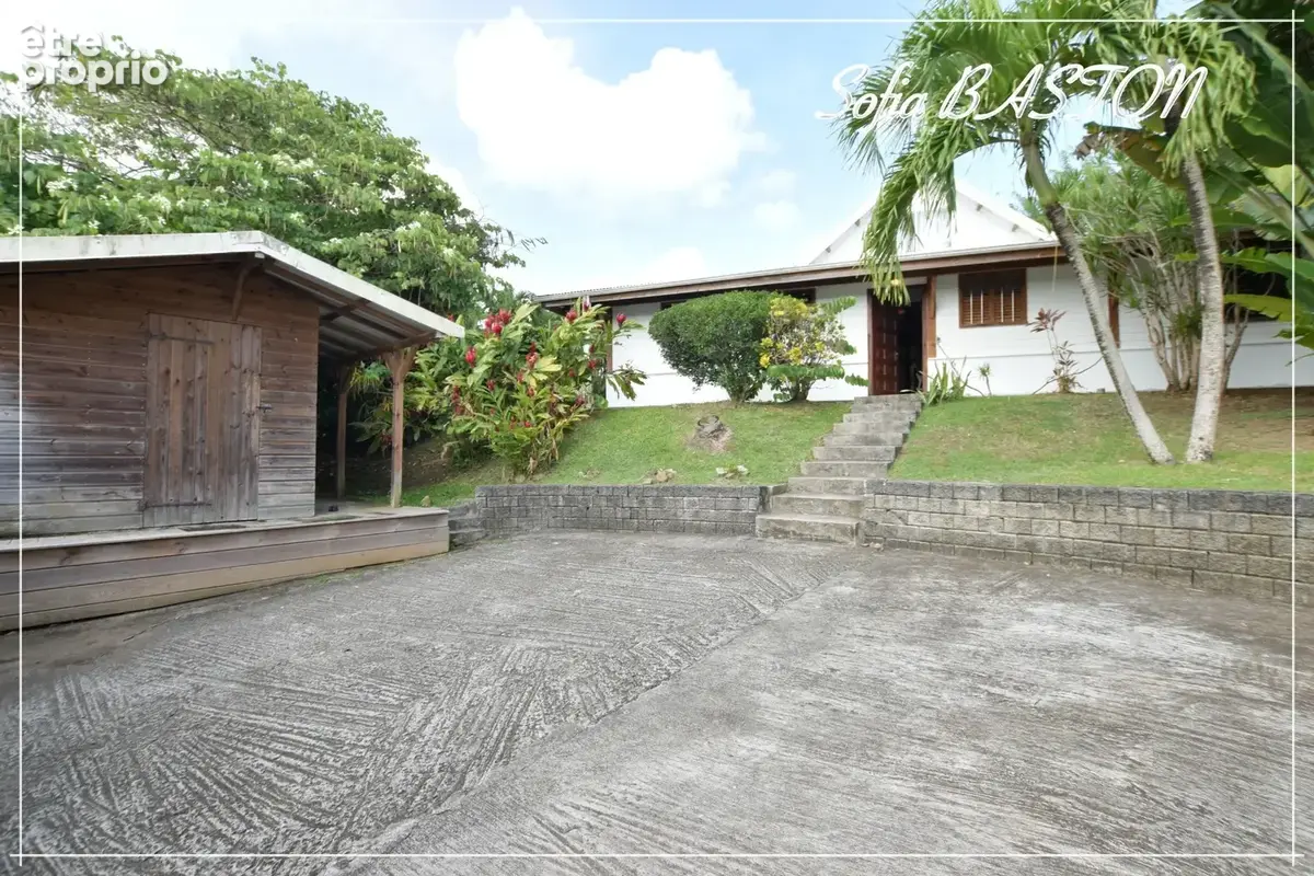 LES TROIS ILETS VILLA P6 bis -165 m² Hab / - Terrain de 986 m² - Piscine - Plain pied - A Vendre Martinique (972) - photo 20