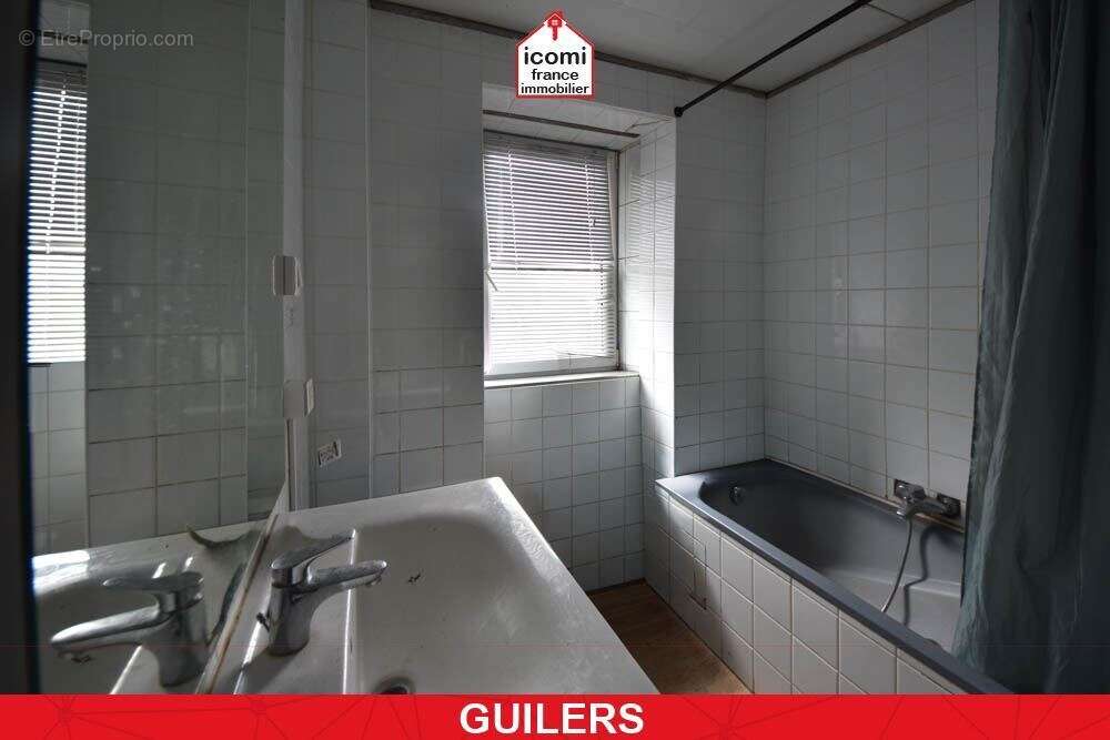 Finistere - guilers (29820) - a vendre - maison de 193 m² a renover - 6 chambres - 1 studio - terrain de 1000 m2 - dependance - photo 7