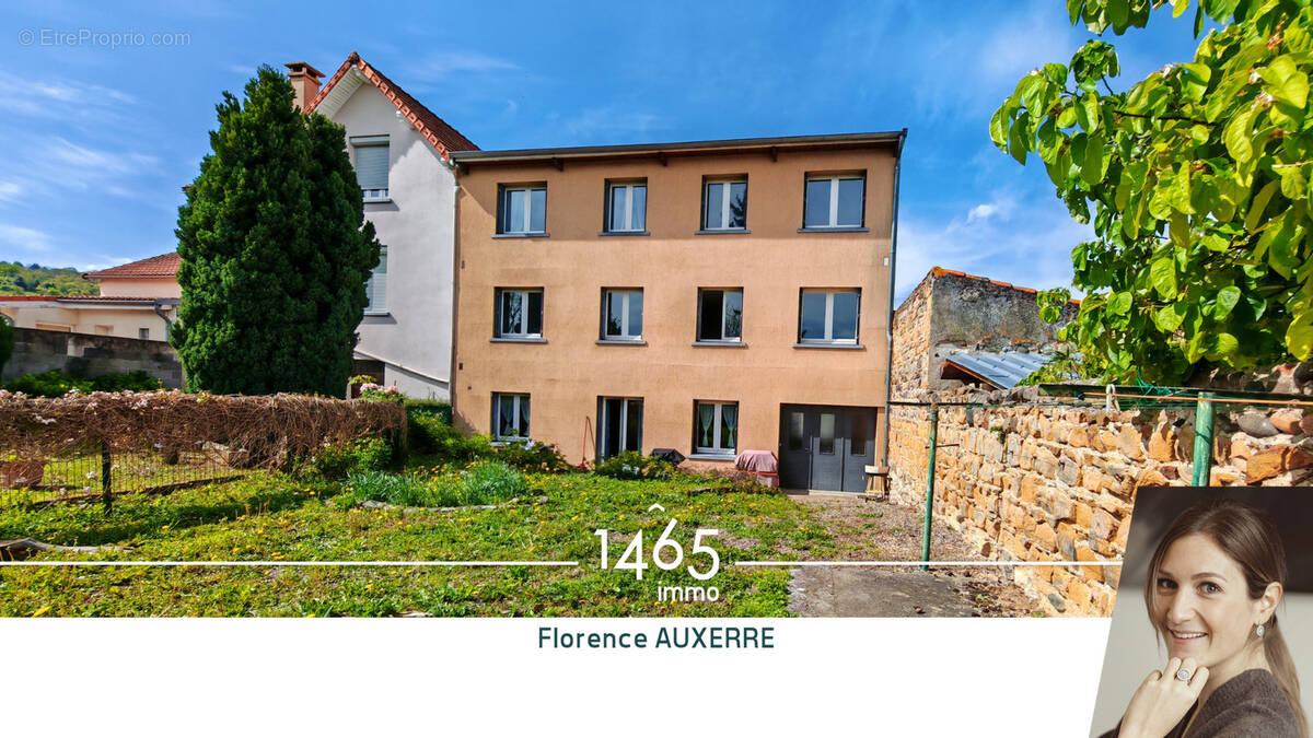 Appartement à LES MARTRES-DE-VEYRE