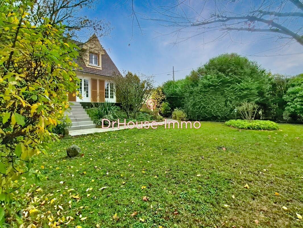 Maison à SAINT-CHERON