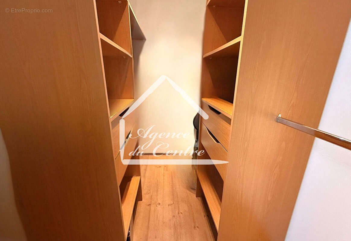 Maison à L'HAY-LES-ROSES