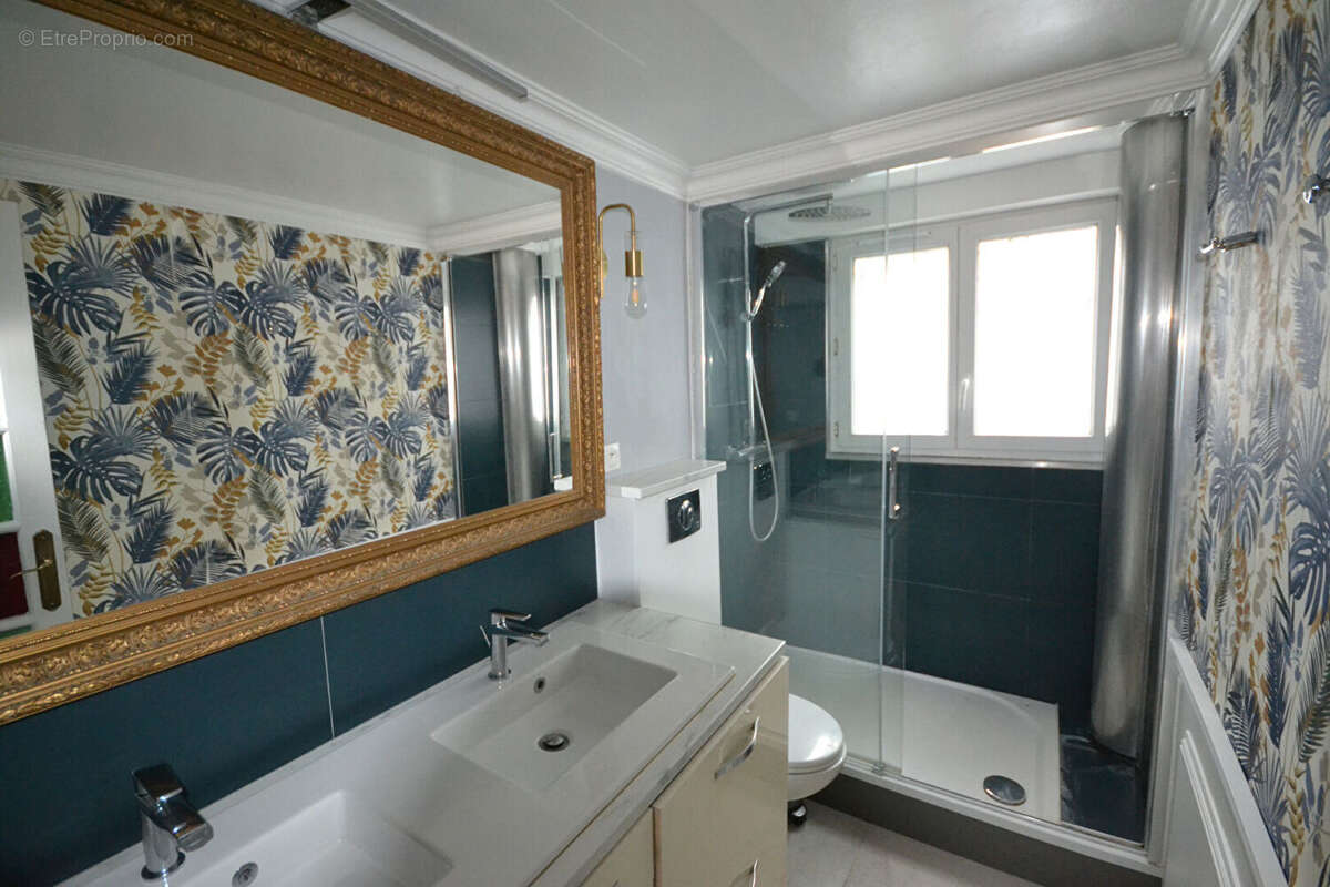 Appartement à PARIS-9E