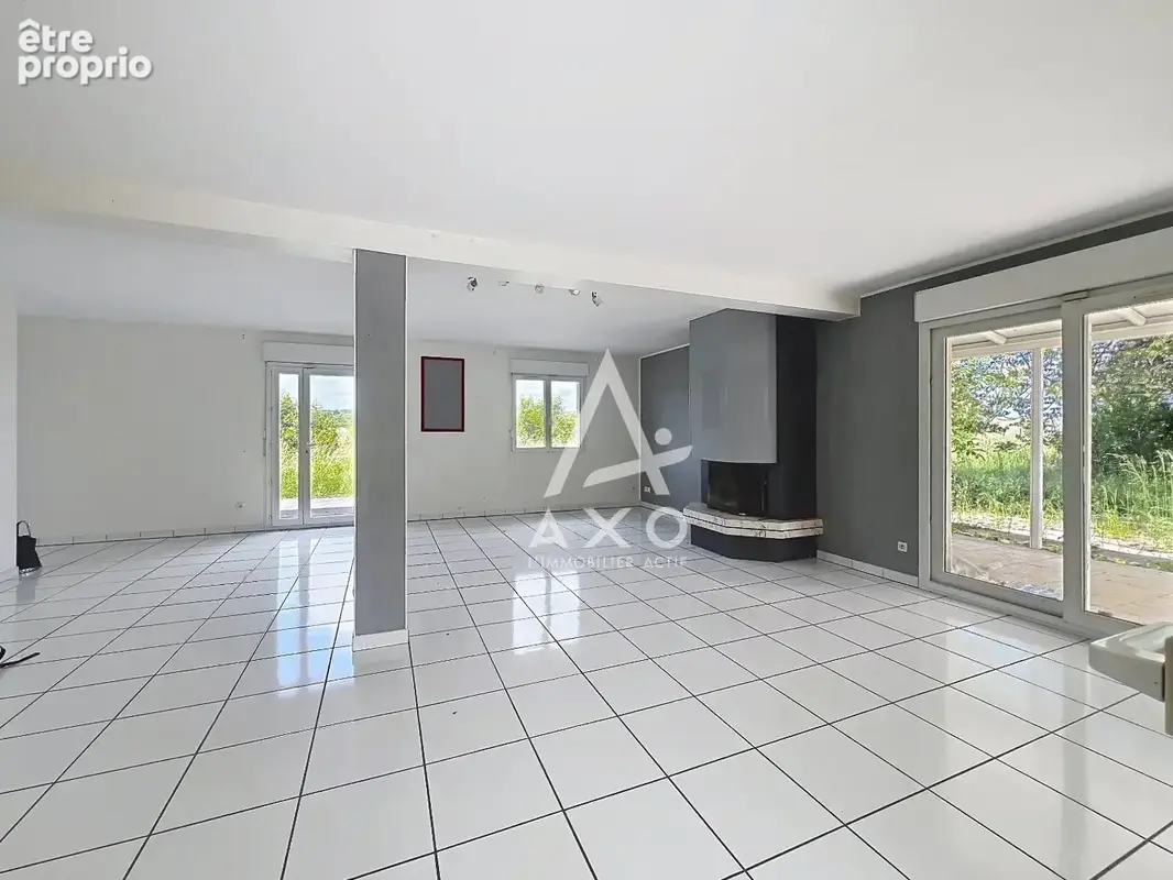 VILLEBICHOT (21) - Maison 7 pièces - Garages - Piscine - Tennis - photo 5