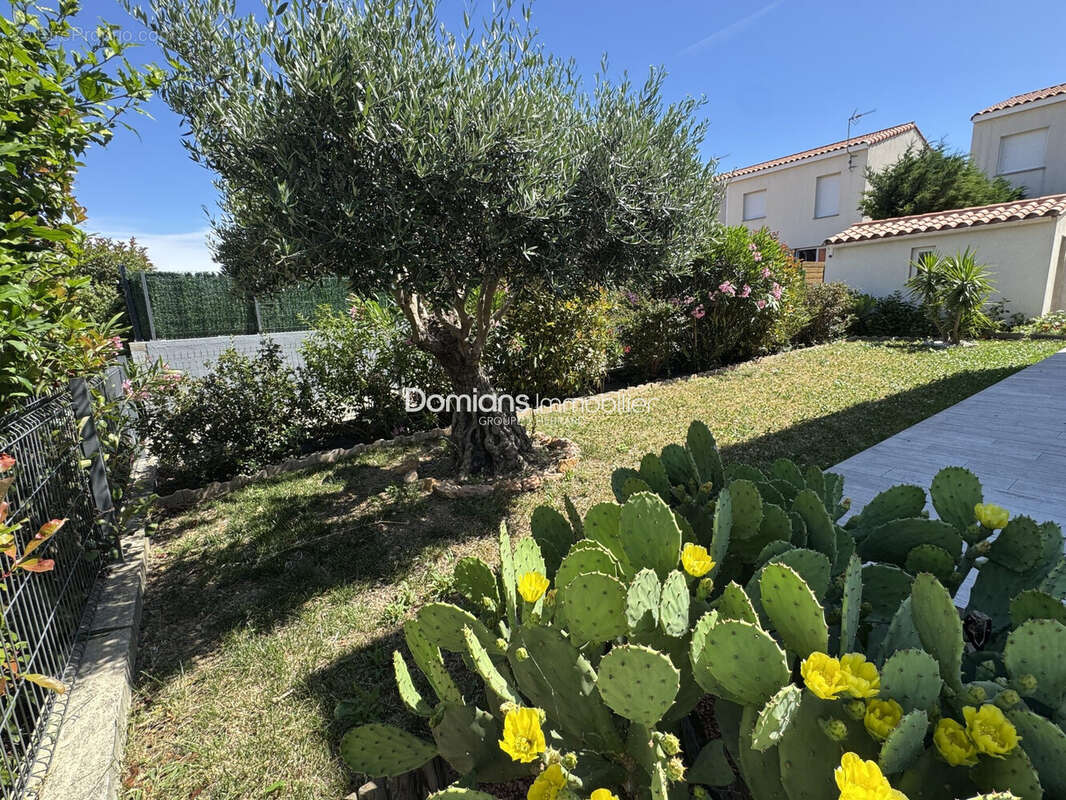 Maison 80 m² à Trouillas  - photo 9