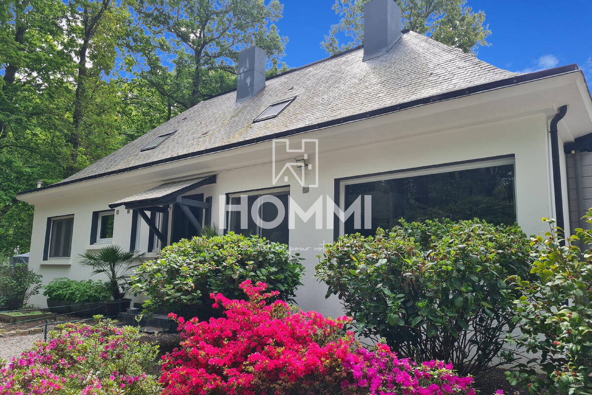 Maison à LE CELLIER