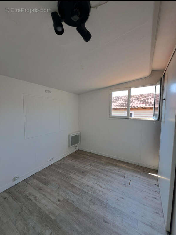 Maison à LE CASTELLET