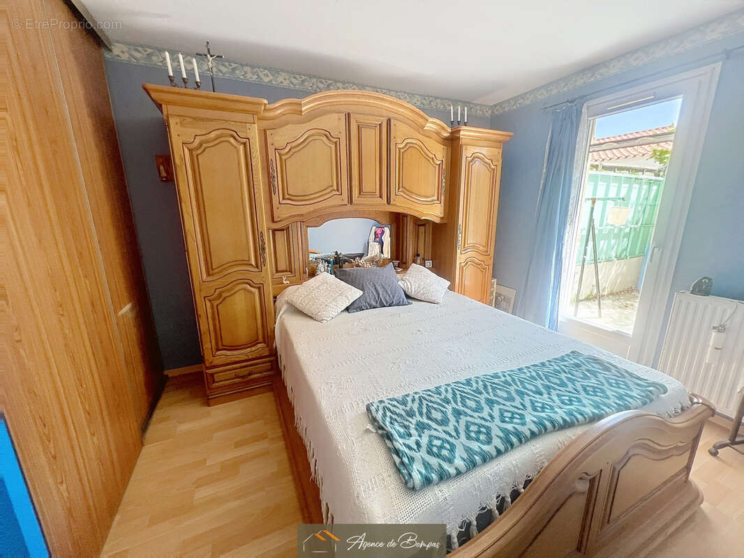- villa 2 faces 76 m2 hbts  sur 140 m2 de terrain  - terrasse et garage - photo 7