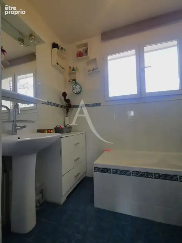 A vendre - Maison 3 pièces - Saint-Germain-du-Bois - photo 8