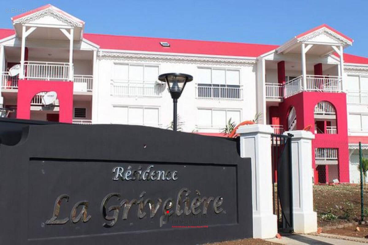 Appartement à BAIE-MAHAULT