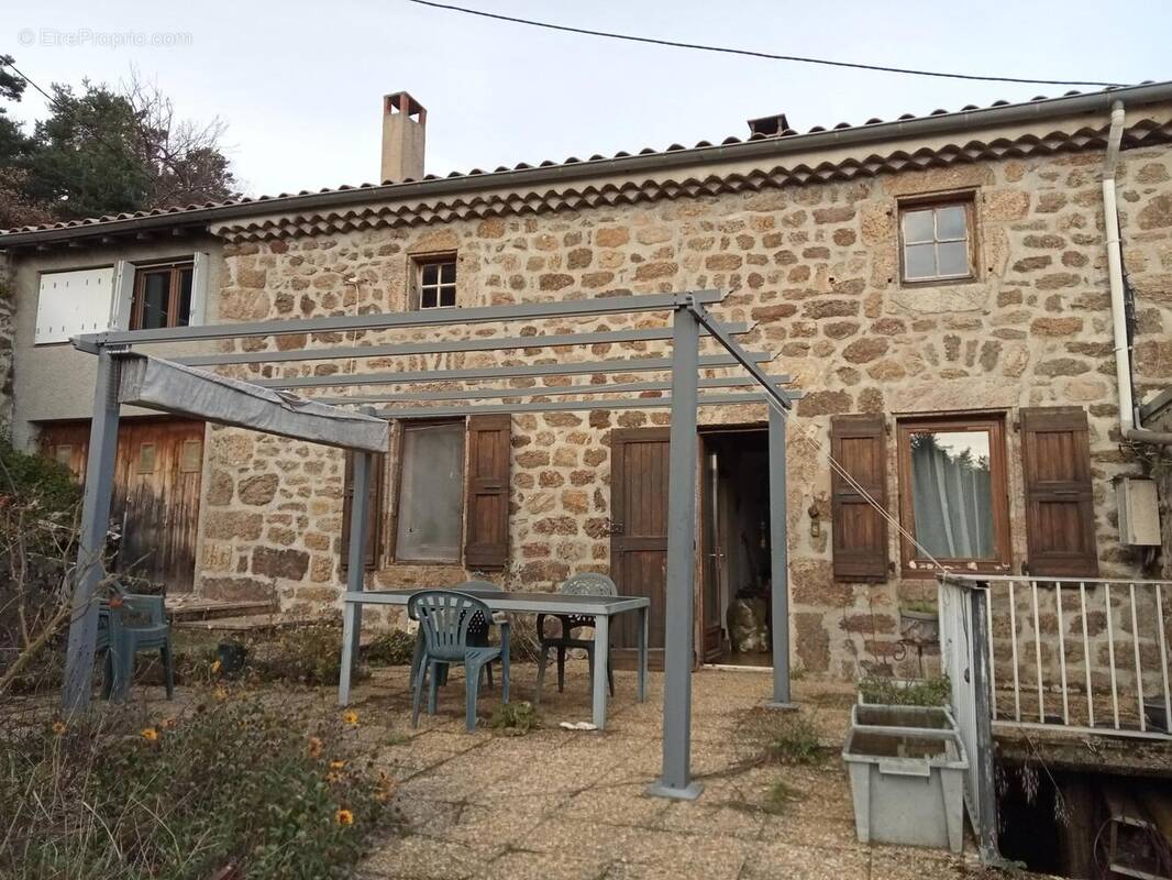 Photo 1 - Maison à SAINT-VICTOR