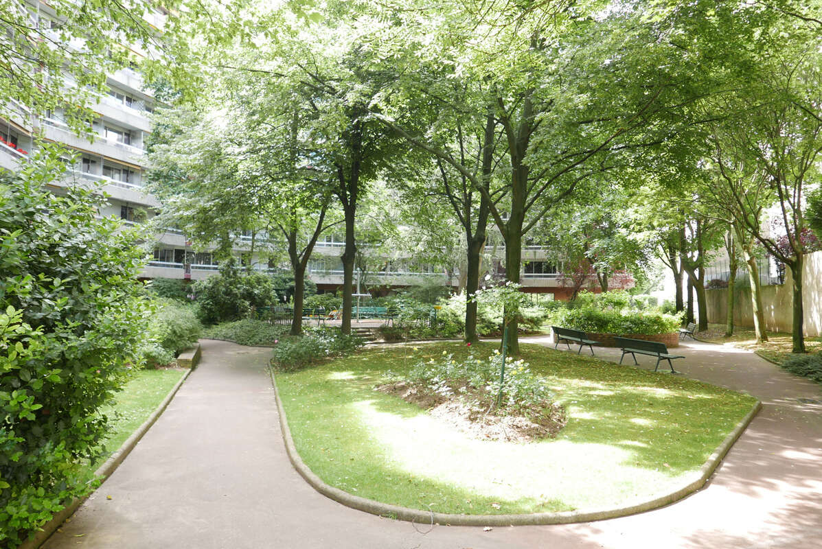 Studio aux Jardins d'Arcadie Résidence Services Seniors 75015 PARIS - photo 5