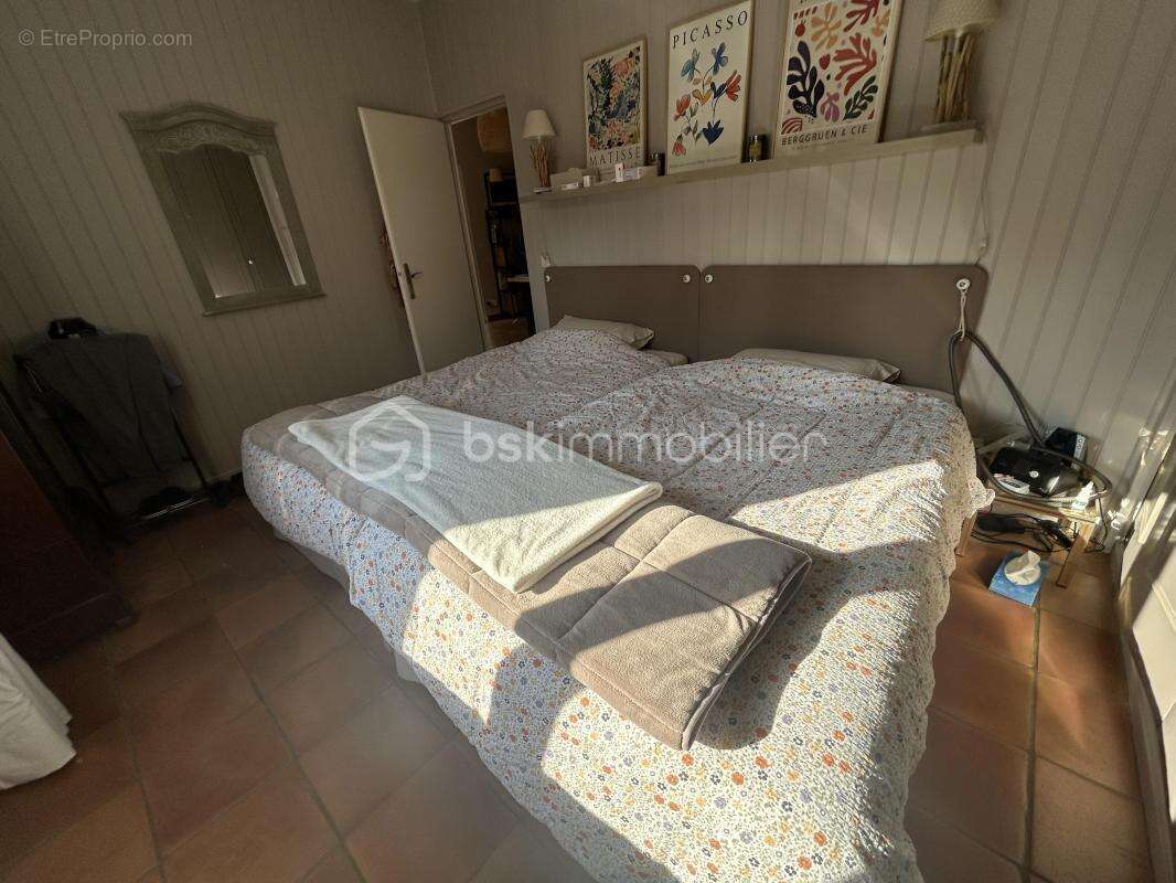 Belle maison plain pied - 4/5 chambres - veranda - piscine - terrain - photo 13