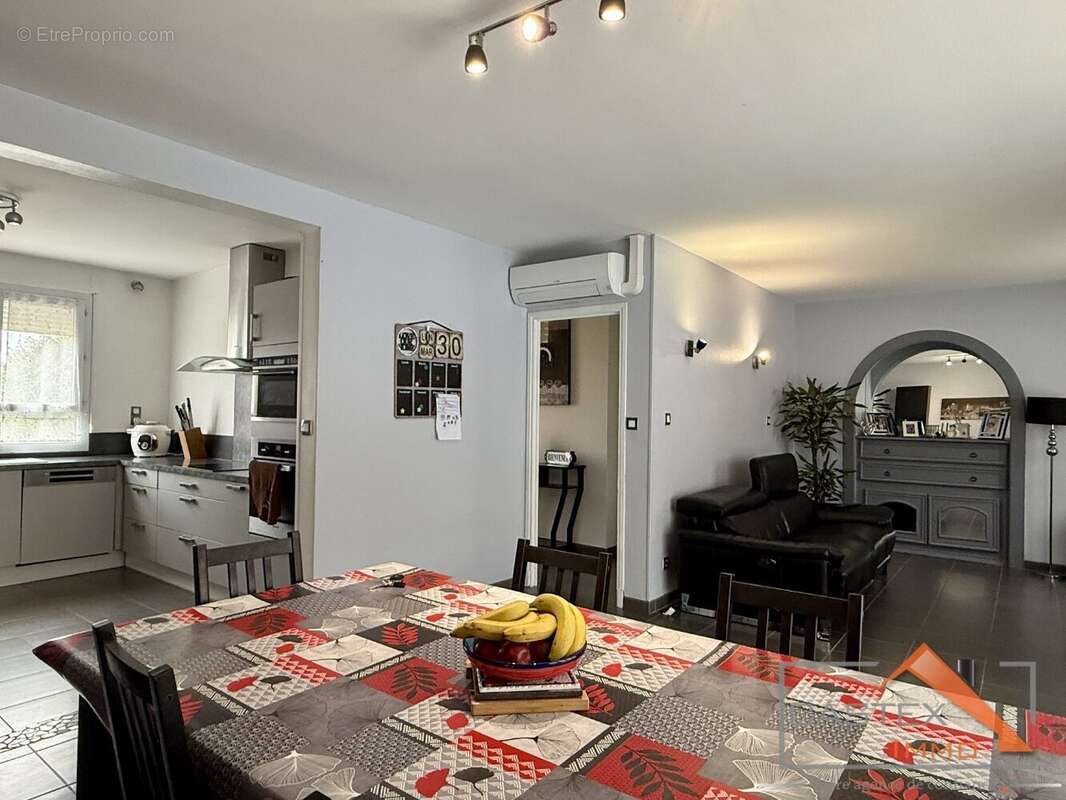 Maison à SALIES-DU-SALAT