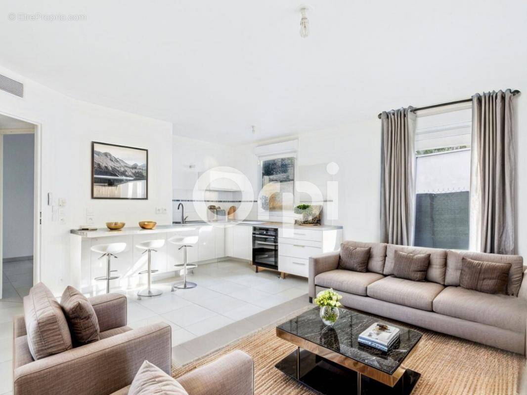 Appartement à MANDELIEU-LA-NAPOULE