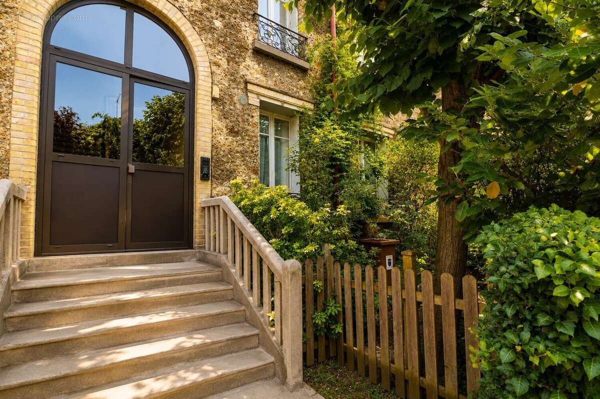 Appartement à VERSAILLES