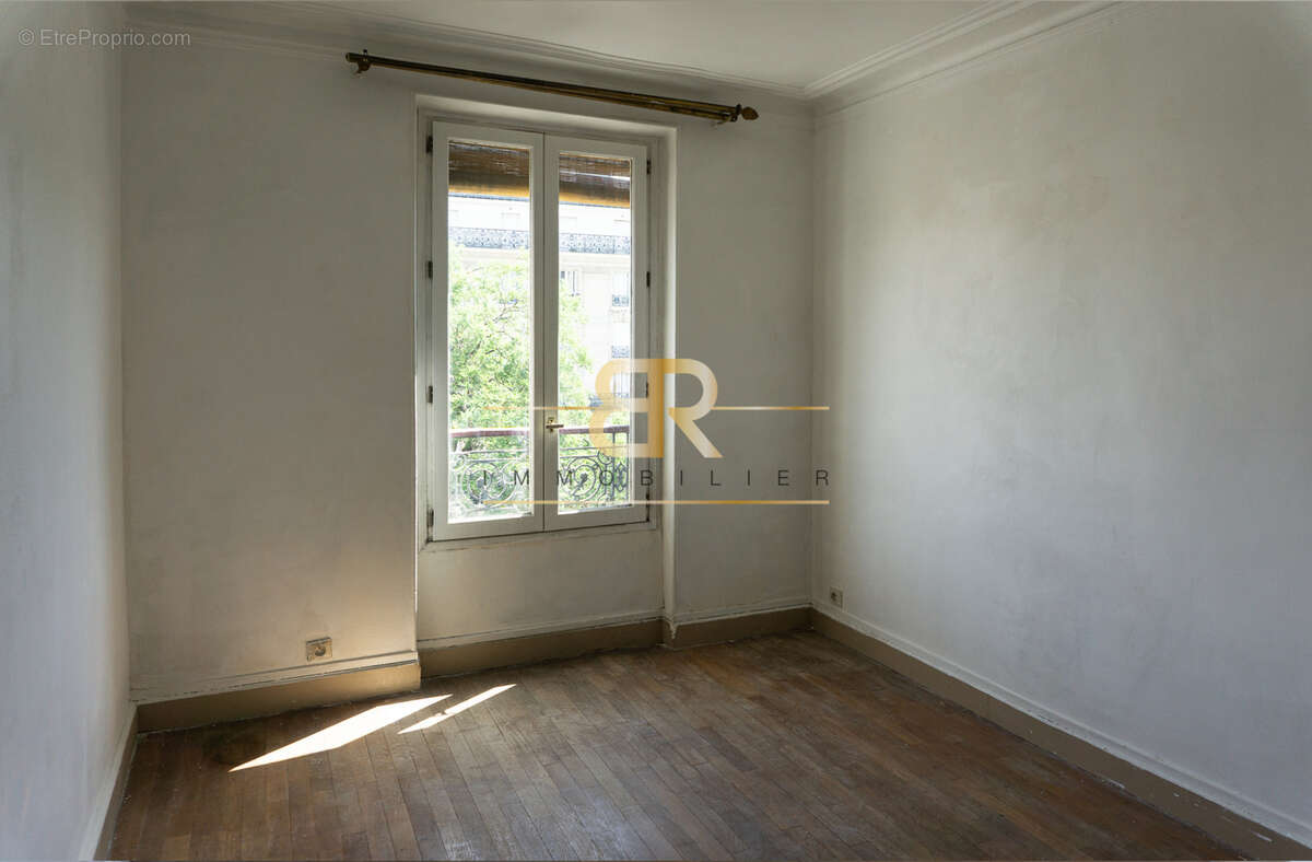 Appartement à PARIS-11E
