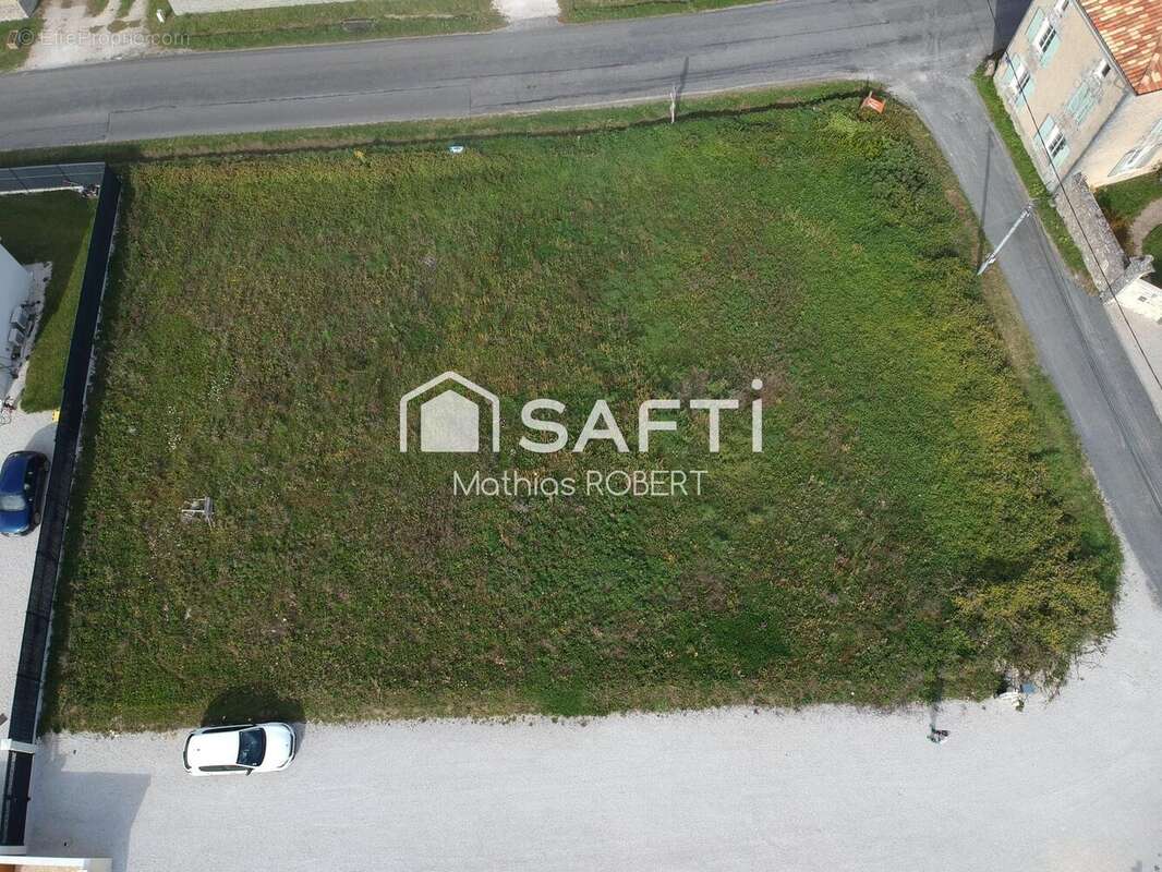 Photo 2 - Terrain à VILLEJOUBERT