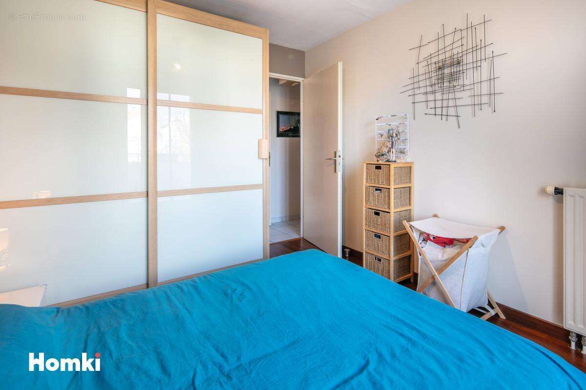 Appartement à SAINT-MARTIN-D'HERES