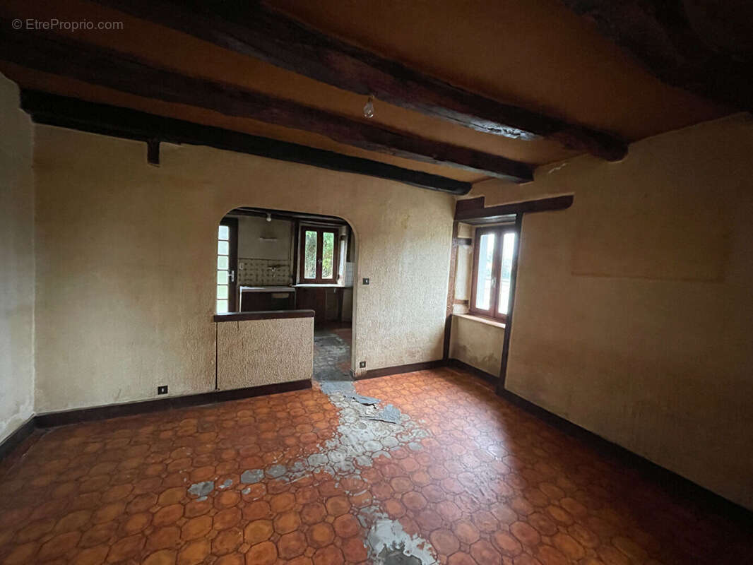 Maison à AIXE-SUR-VIENNE