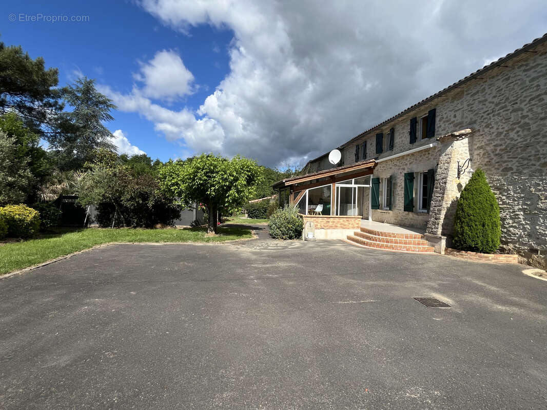 Maison à LA REOLE