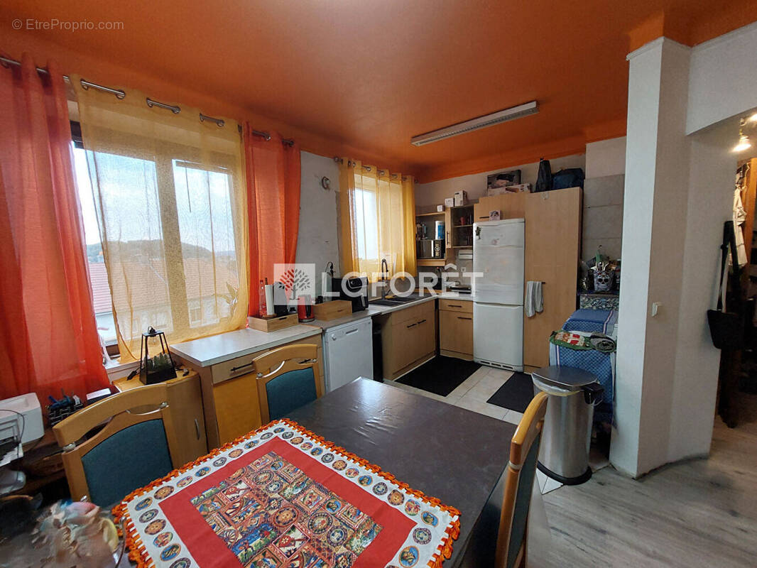 Maison à AUDUN-LE-TICHE